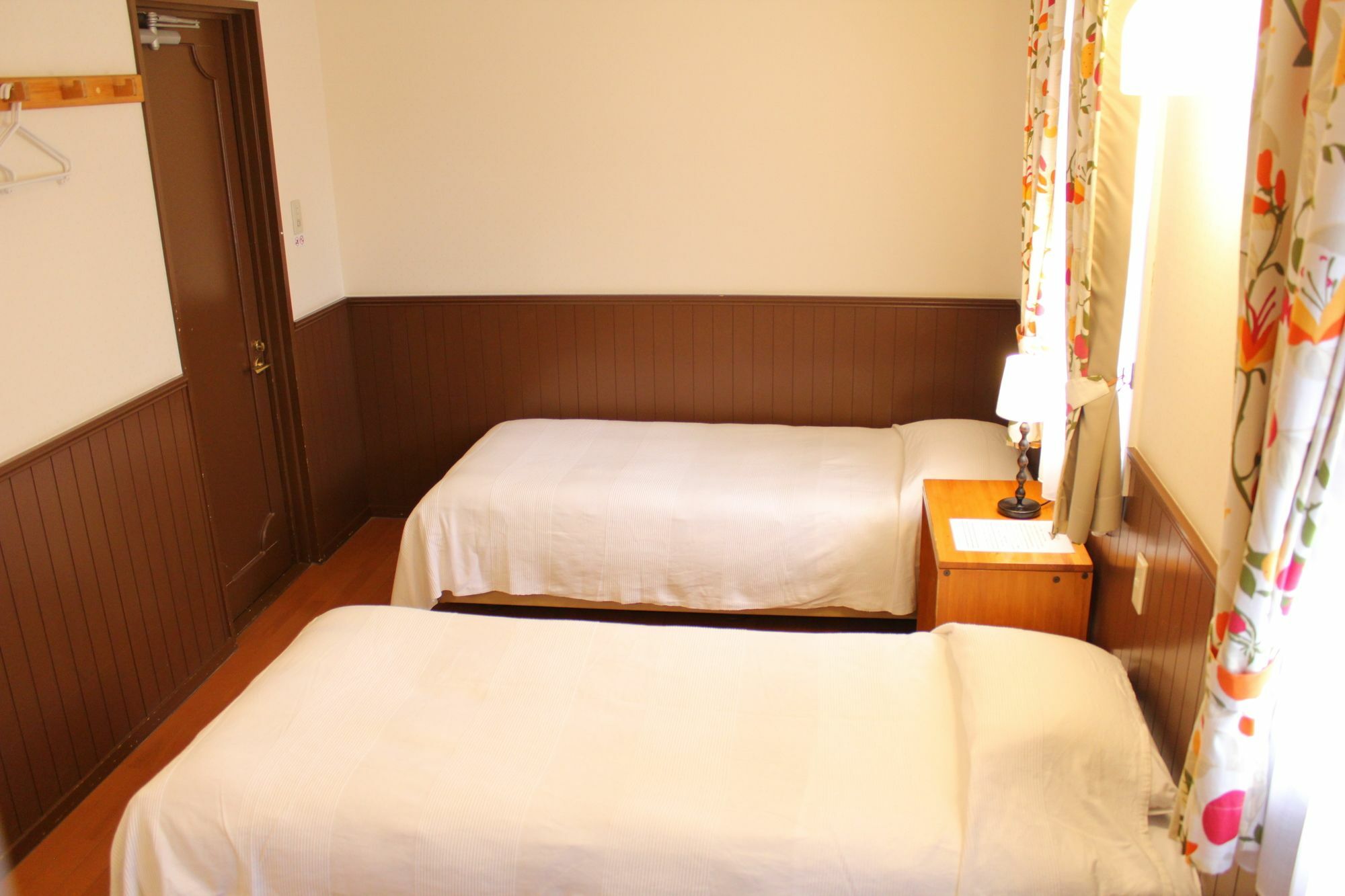 Weekend Shuffle Hotel Fujikawaguchiko Eksteriør billede